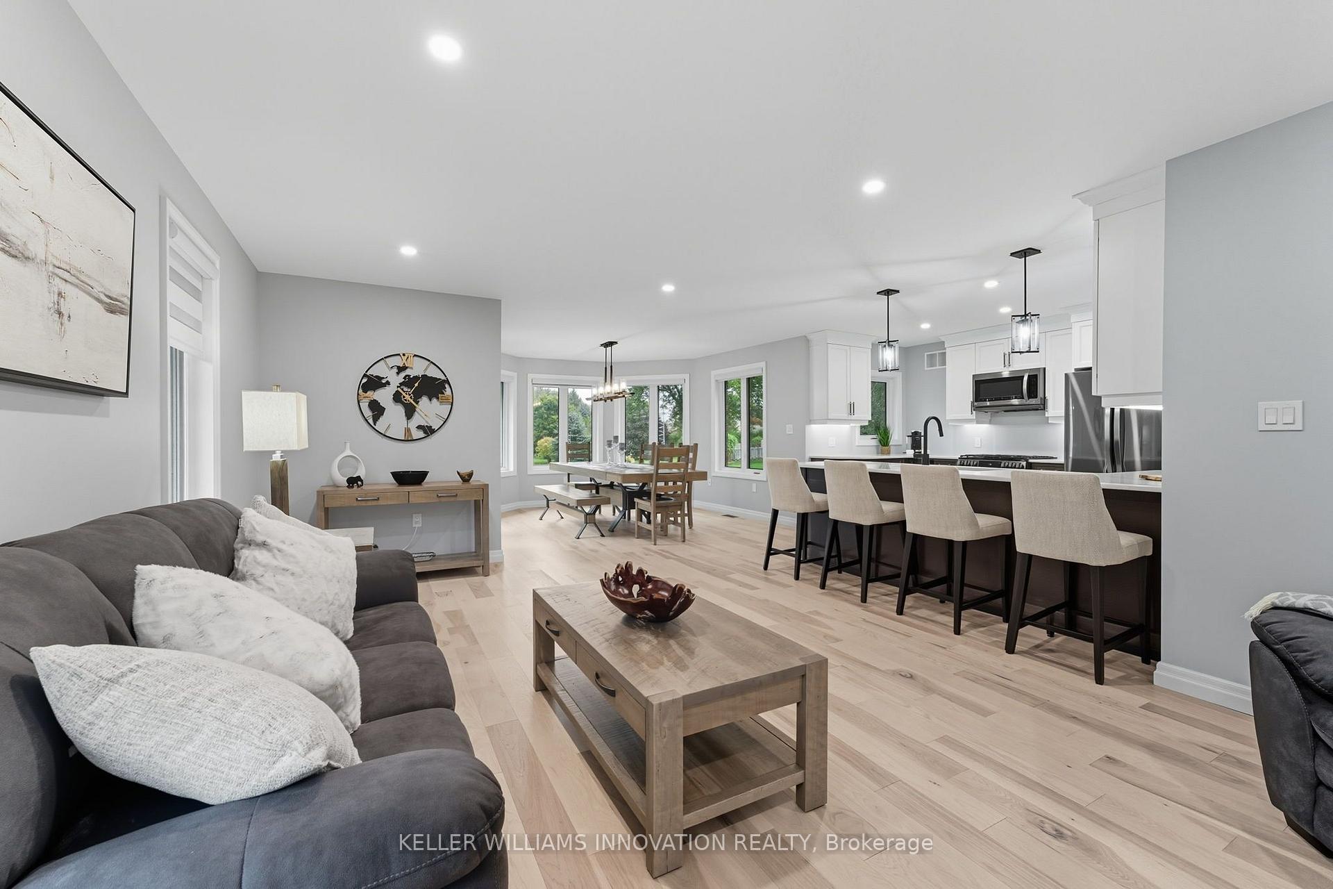 Photo 17 of 29 Mcdonald Street W, North Perth, Listowel — HOMEH