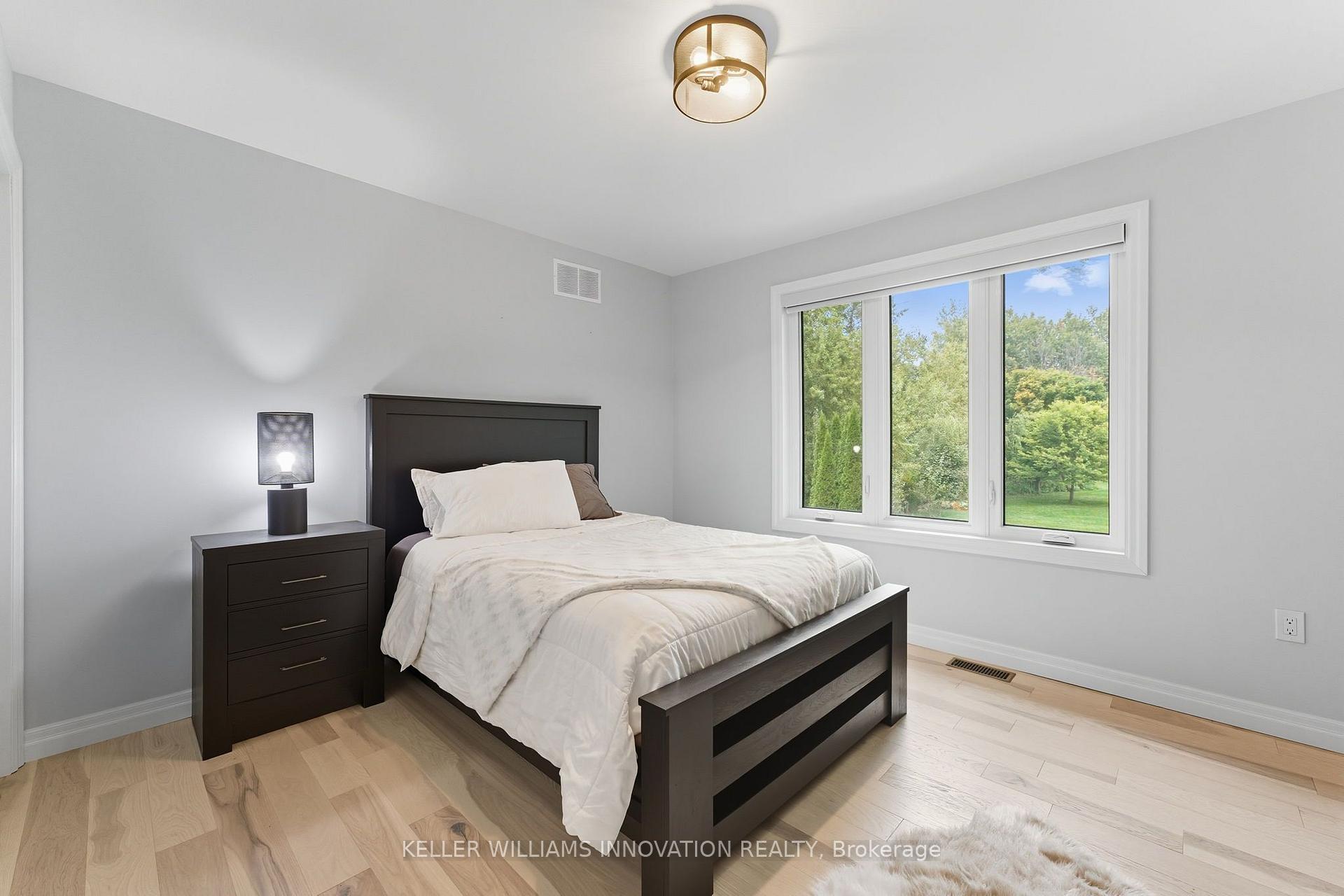 Photo 22 of 29 Mcdonald Street W, North Perth, Listowel — HOMEH