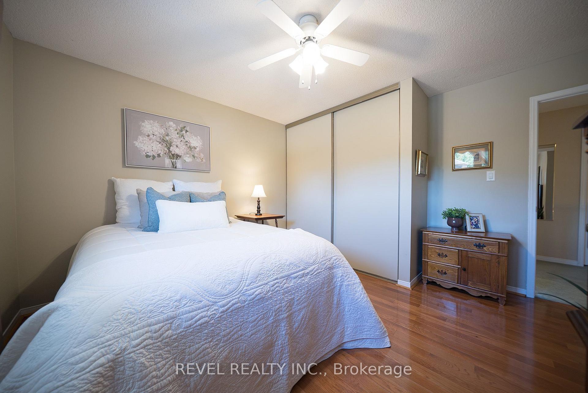 Photo 31 of 54 Dante Crescent, Brantford, Lynden Hills — HOMEH