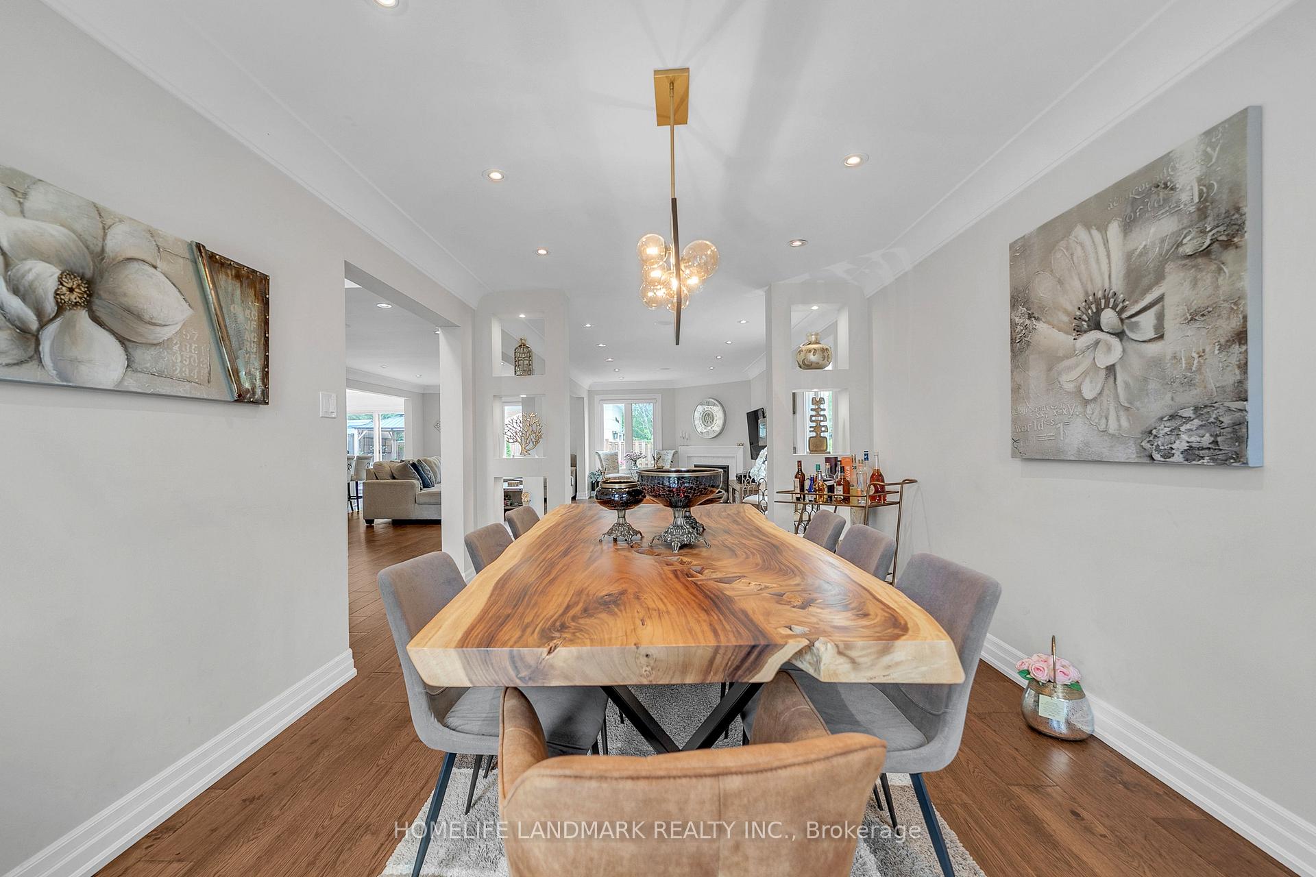 Photo 5 of 36 Coldstream Crescent, Richmond Hill, Devonsleigh — HOMEH