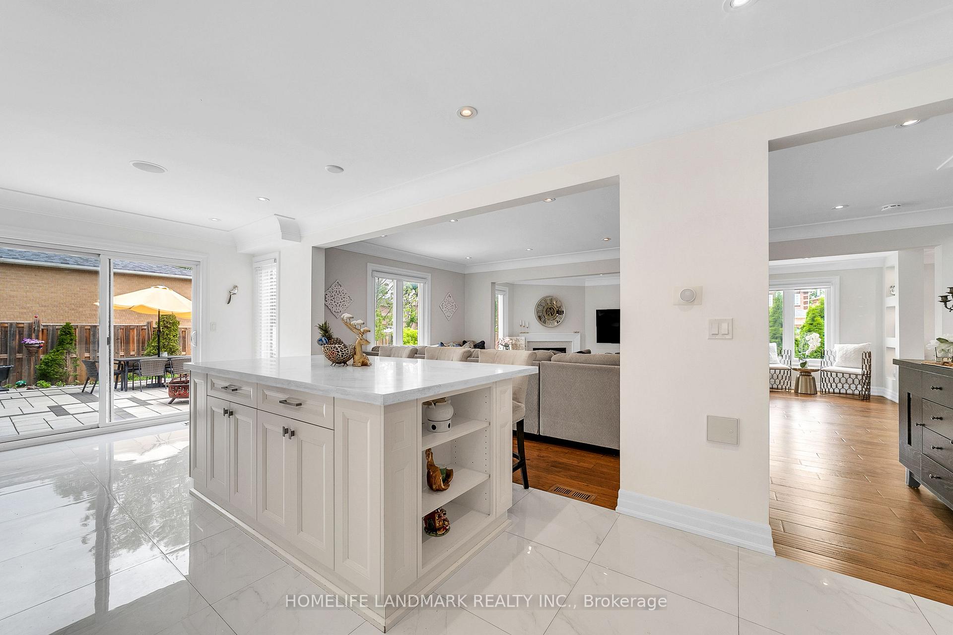 Photo 13 of 36 Coldstream Crescent, Richmond Hill, Devonsleigh — HOMEH