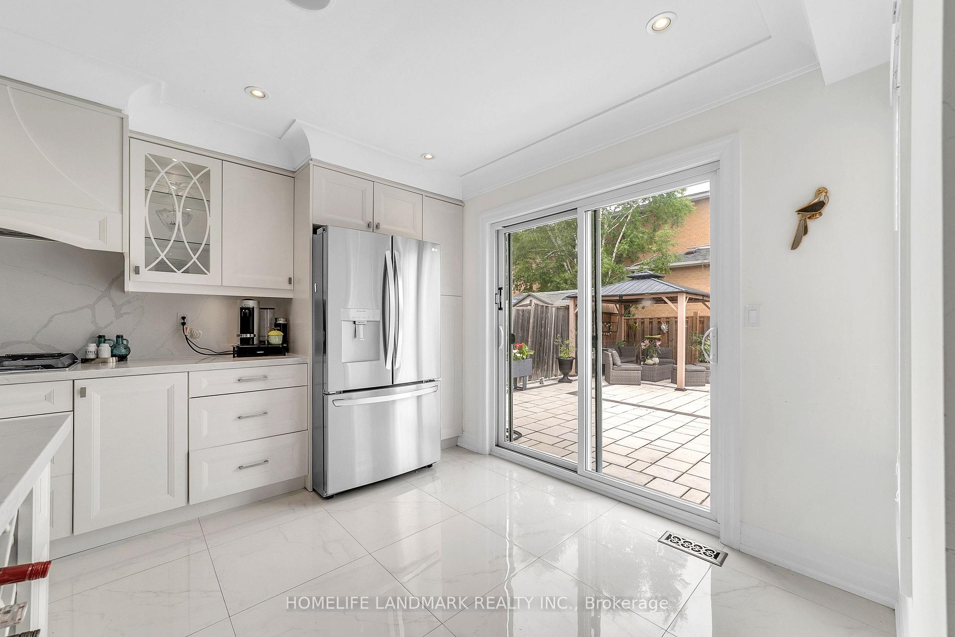 Photo 14 of 36 Coldstream Crescent, Richmond Hill, Devonsleigh — HOMEH