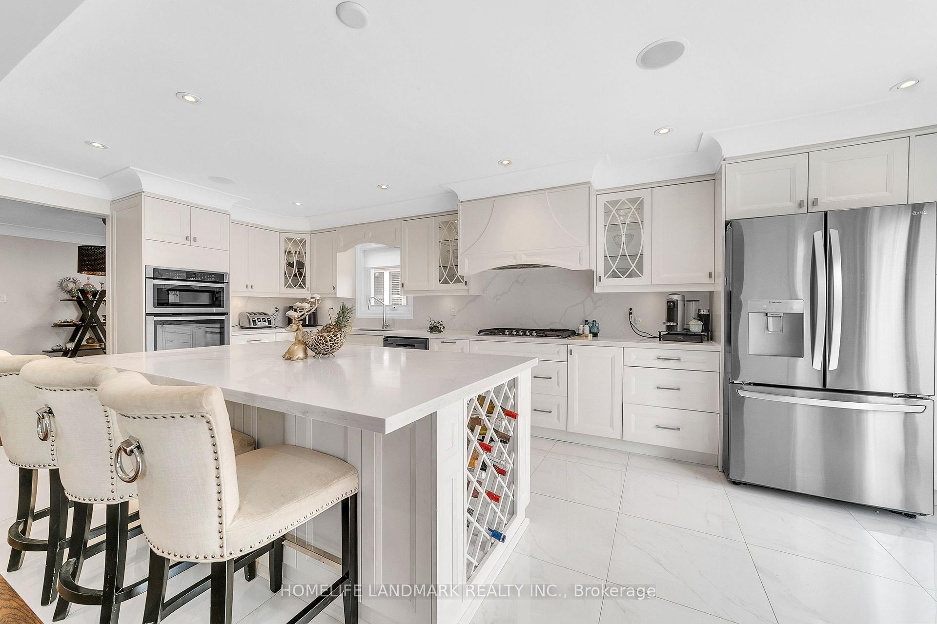 Photo 16 of 36 Coldstream Crescent, Richmond Hill, Devonsleigh — HOMEH
