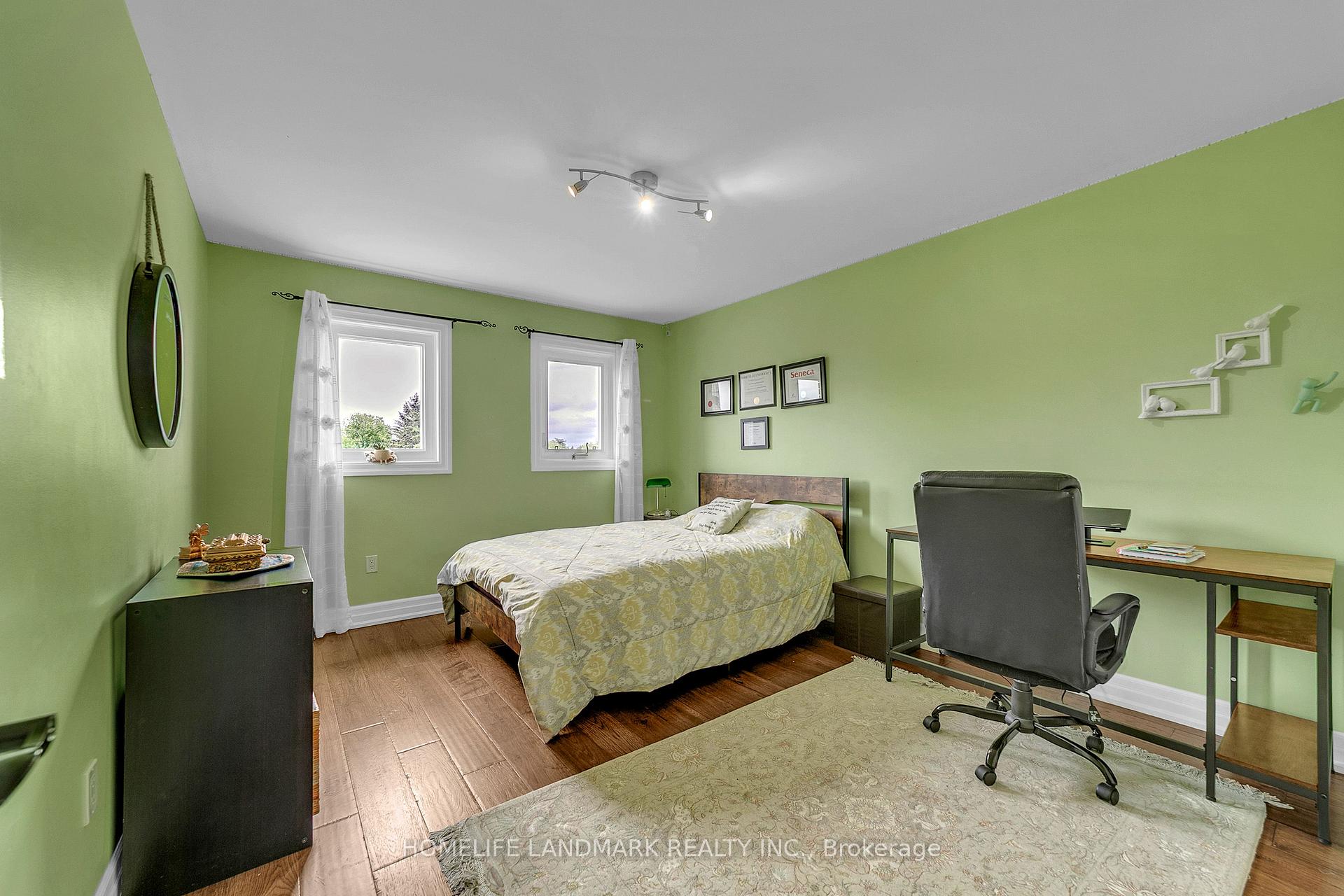Photo 20 of 36 Coldstream Crescent, Richmond Hill, Devonsleigh — HOMEH