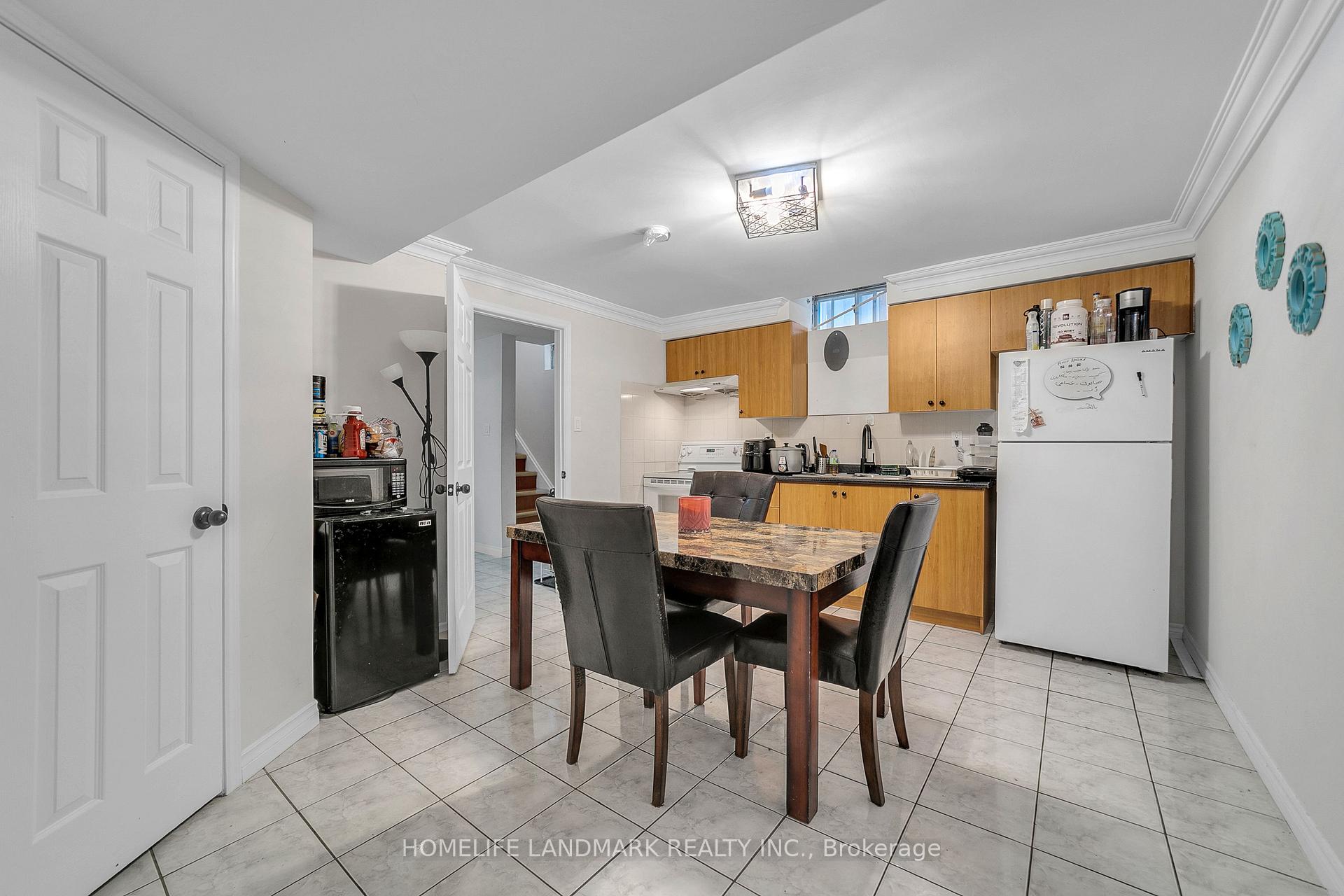 Photo 32 of 36 Coldstream Crescent, Richmond Hill, Devonsleigh — HOMEH
