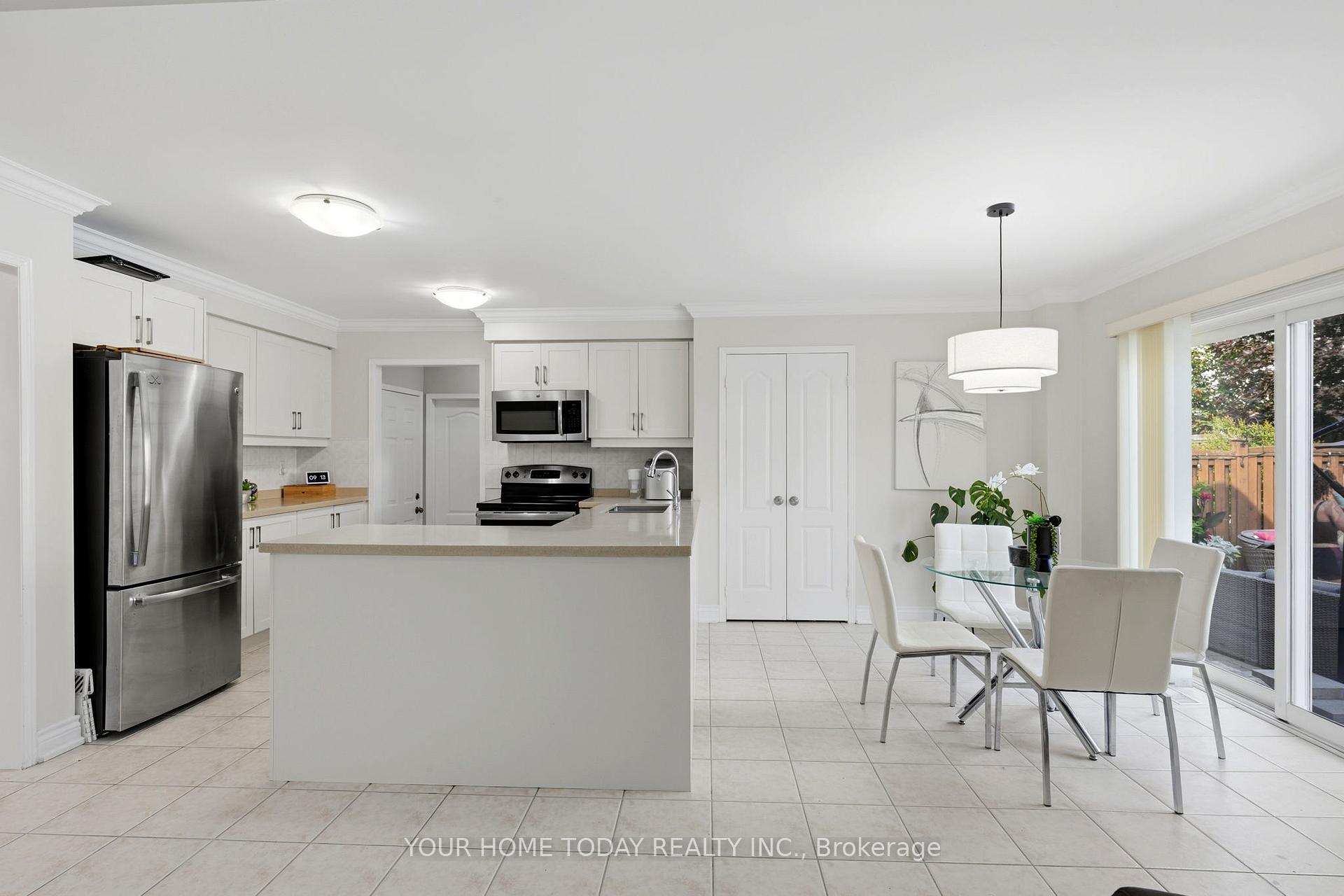 Photo 9 of 19 McNally Street, Halton Hills, Georgetown — HOMEH
