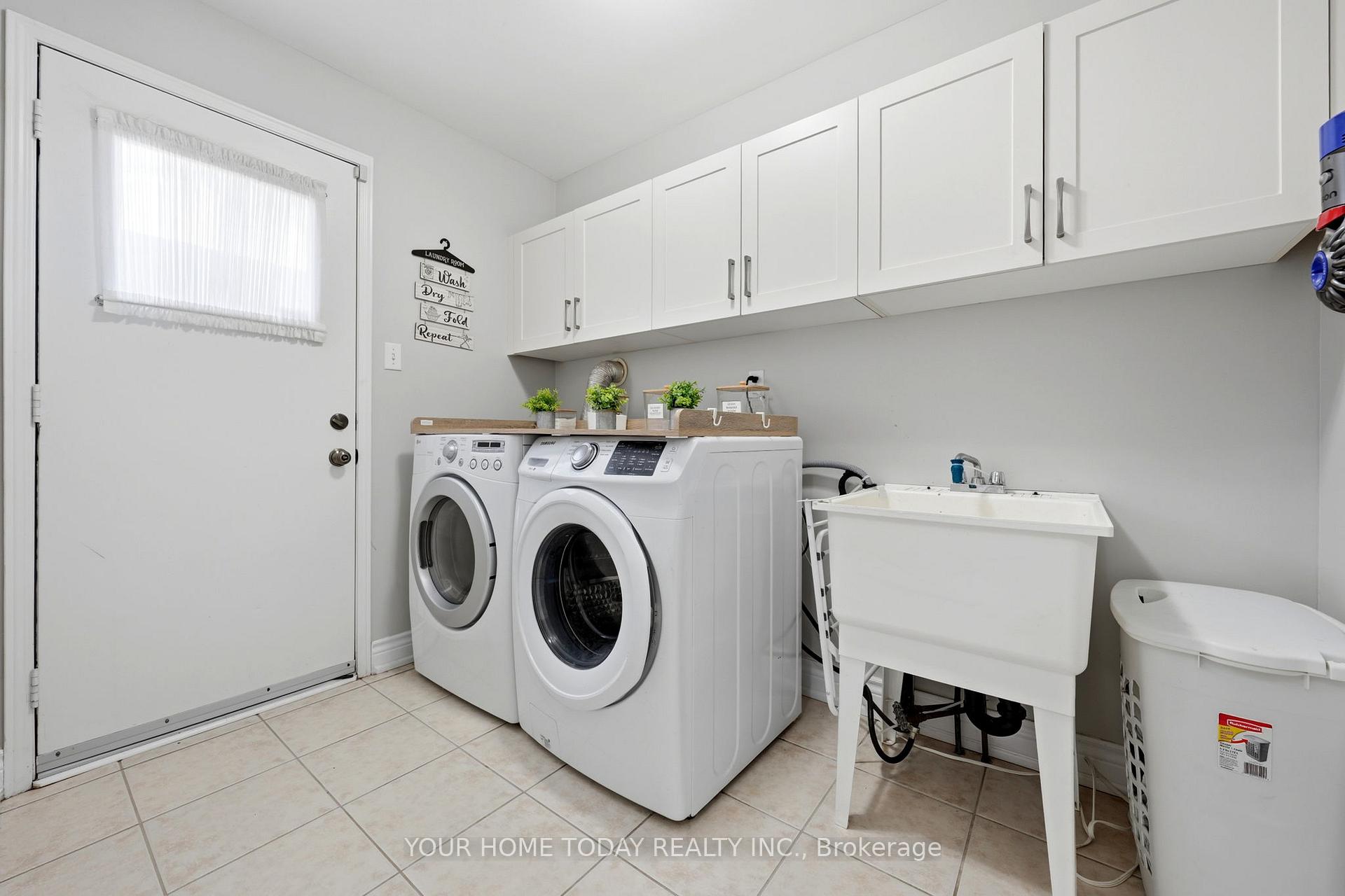 Photo 18 of 19 McNally Street, Halton Hills, Georgetown — HOMEH