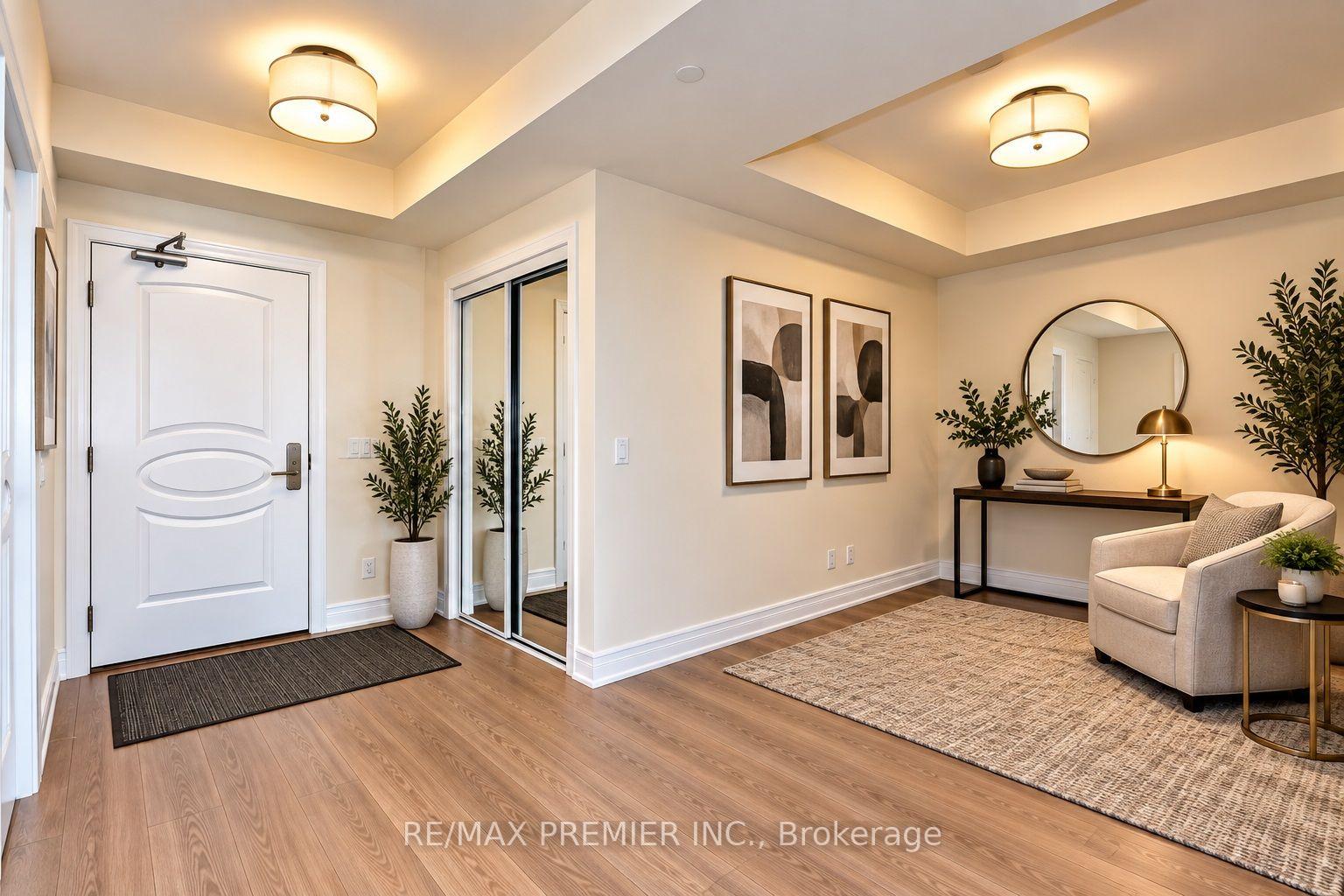 Photo 7 of Unit 905, 9075 Jane Street, Vaughan, Concord — HOMEH