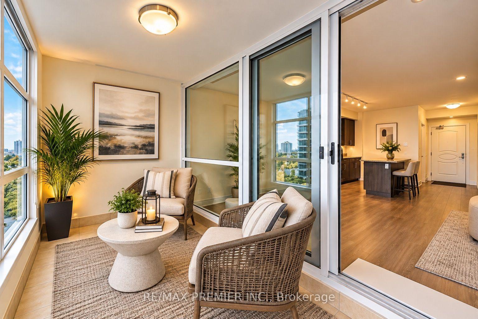 Photo 8 of Unit 905, 9075 Jane Street, Vaughan, Concord — HOMEH