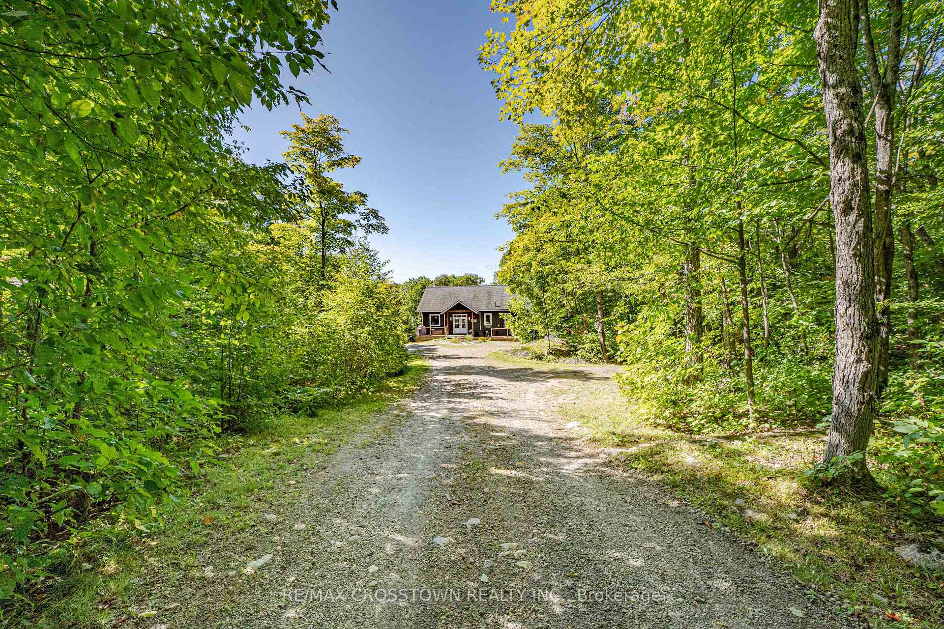 Photo 5 of 482 East Poverty Bay Road, Magnetawan, Ahmic Harbour — HOMEH