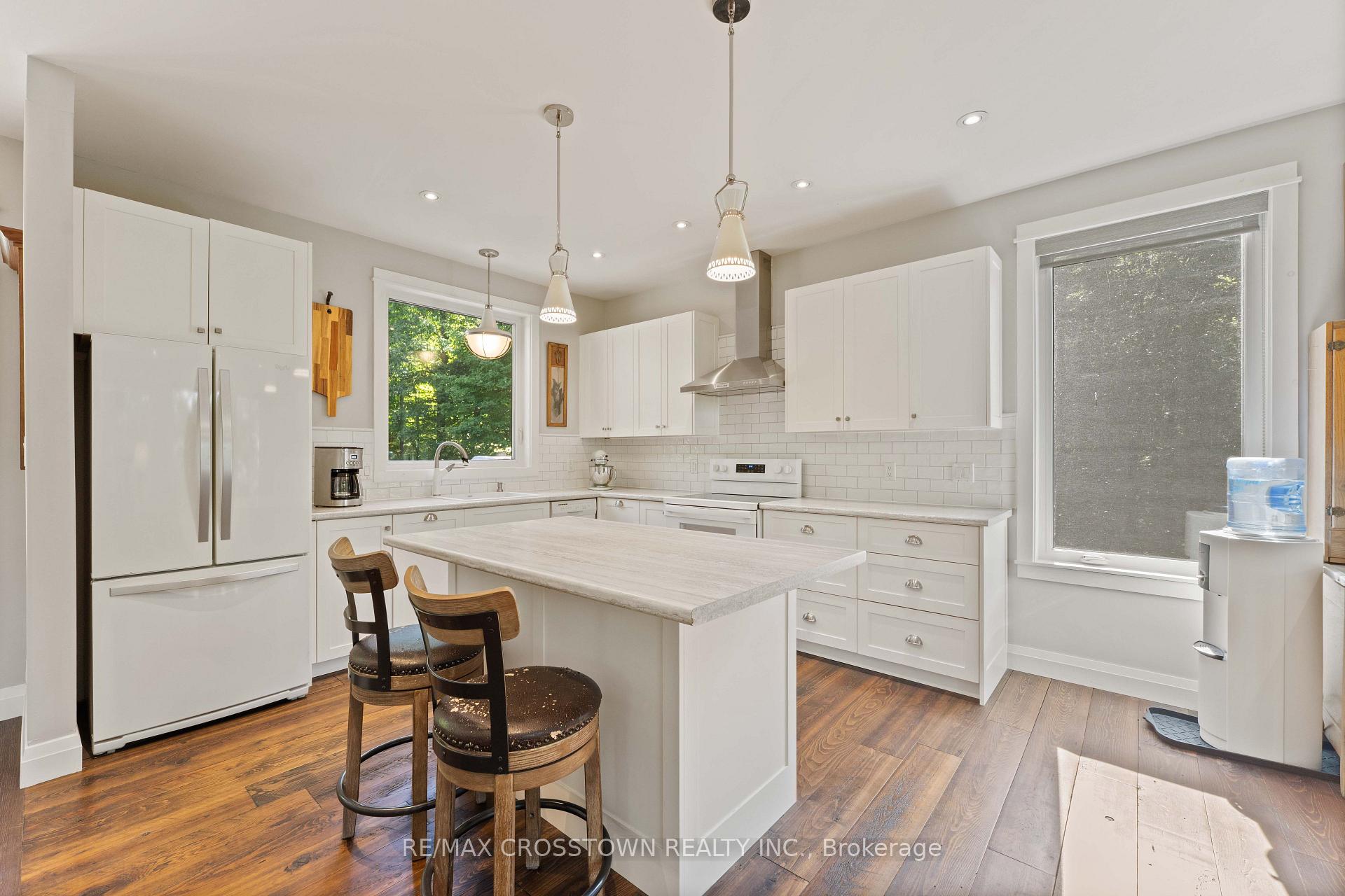 Photo 19 of 482 East Poverty Bay Road, Magnetawan, Ahmic Harbour — HOMEH