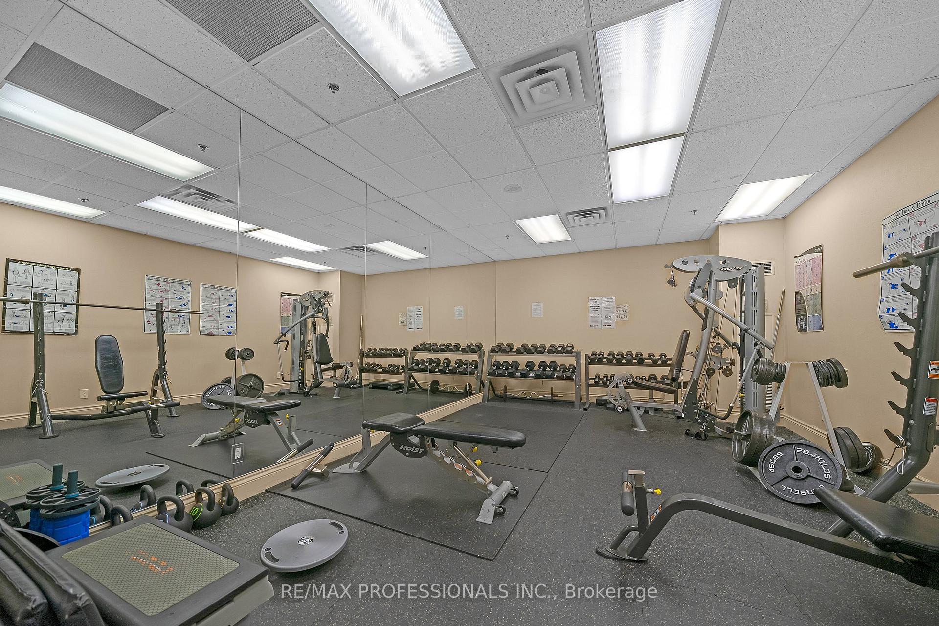 Photo 13 of Unit 402, 9 Michael Power Place, Etobicoke, Islington-City Centre West — HOMEH