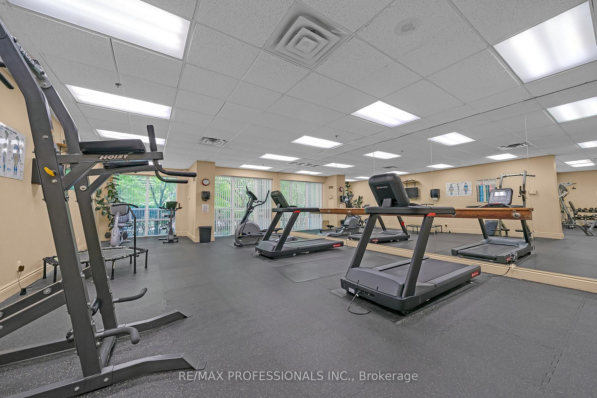 Photo 14 of Unit 402, 9 Michael Power Place, Etobicoke, Islington-City Centre West — HOMEH