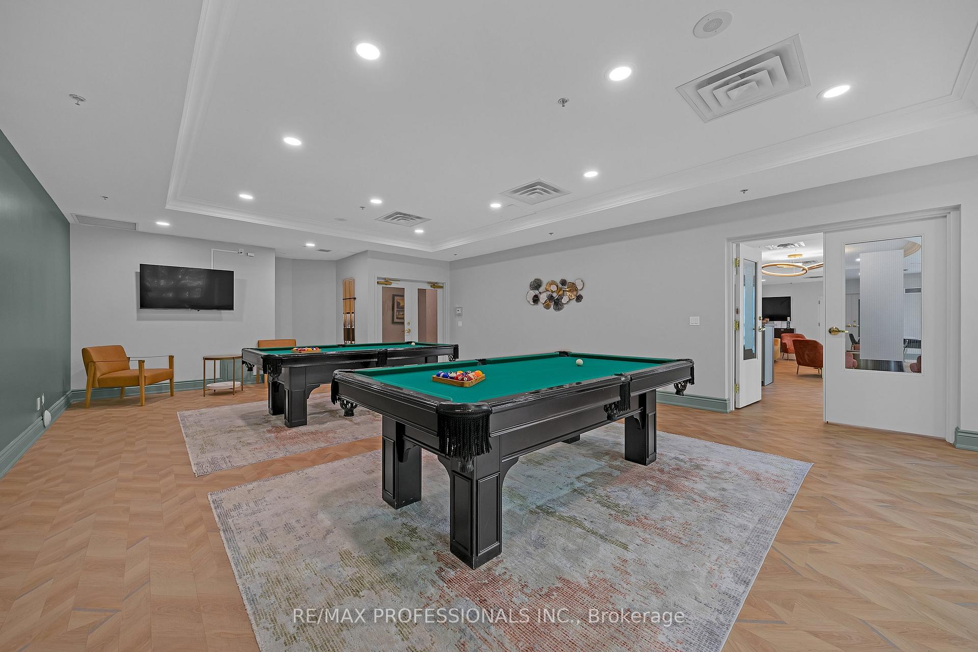 Photo 17 of Unit 402, 9 Michael Power Place, Etobicoke, Islington-City Centre West — HOMEH