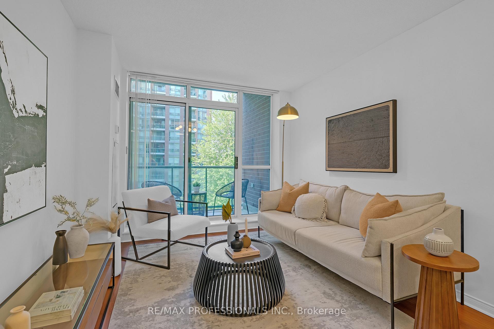 Photo 19 of Unit 402, 9 Michael Power Place, Etobicoke, Islington-City Centre West — HOMEH
