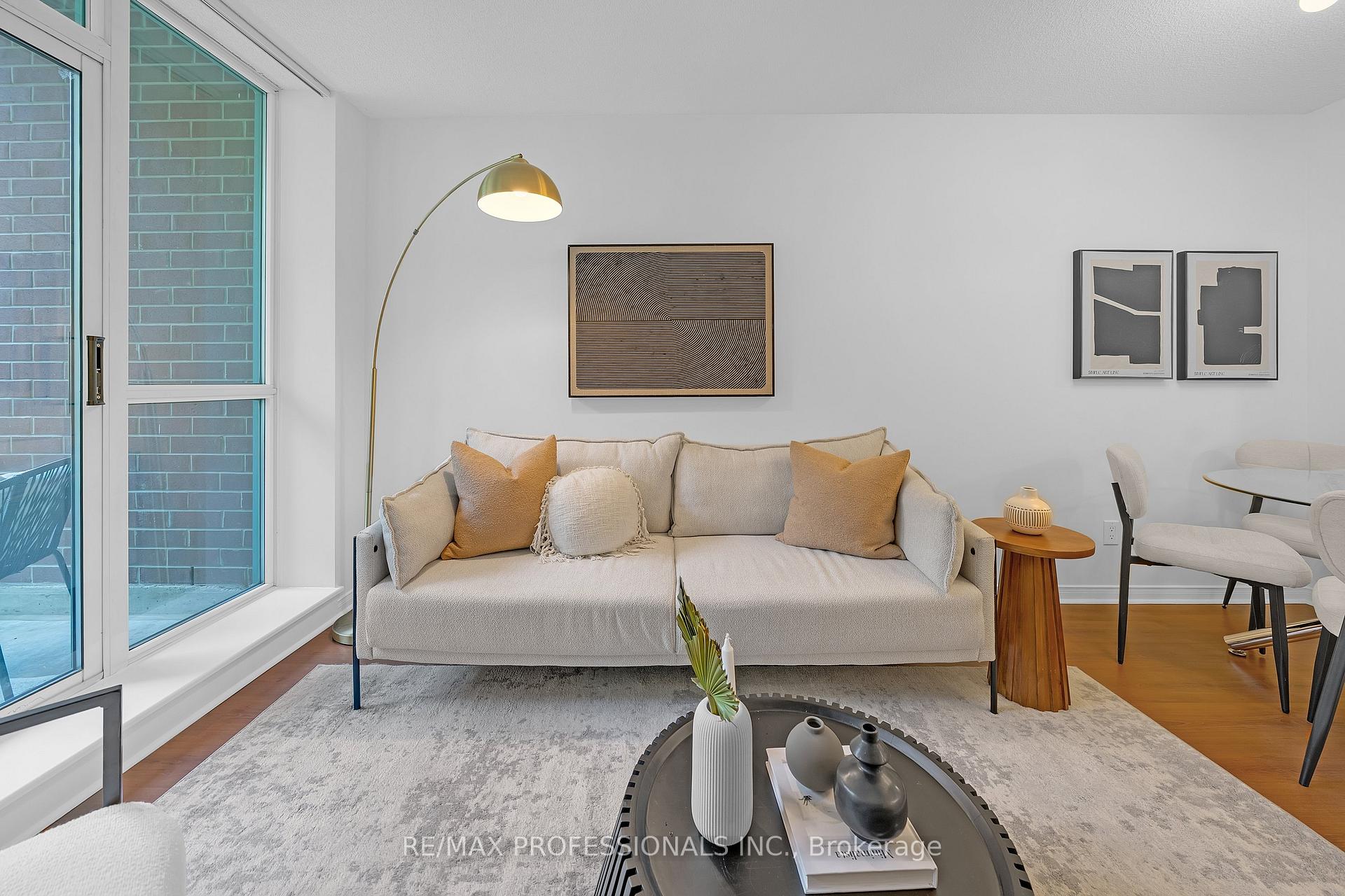 Photo 21 of Unit 402, 9 Michael Power Place, Etobicoke, Islington-City Centre West — HOMEH