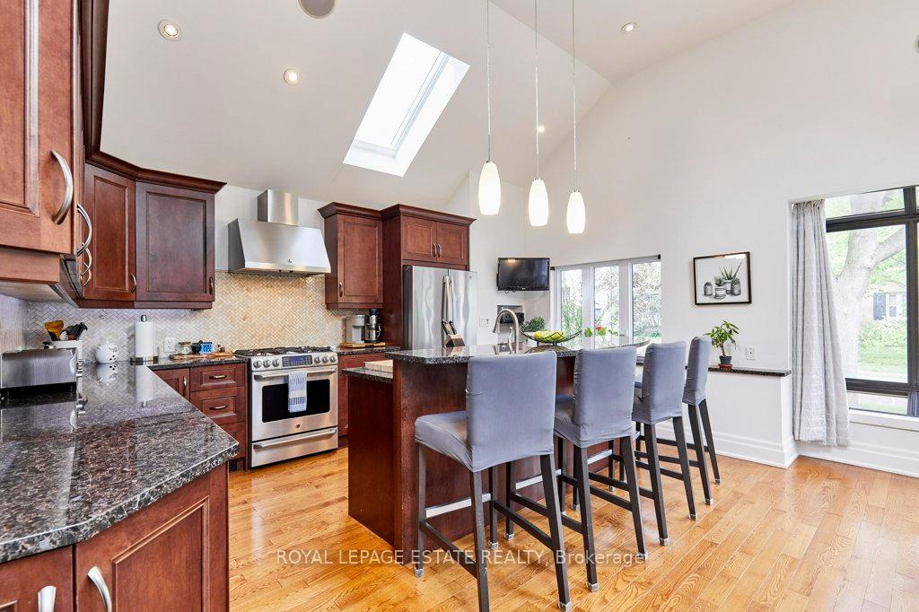 Photo 10 of 10 Queensgrove Road, Scarborough, Birchcliffe-Cliffside — HOMEH