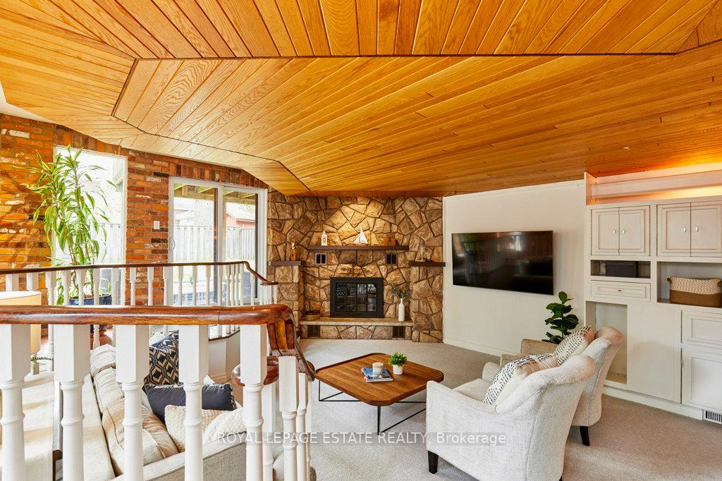 Photo 16 of 10 Queensgrove Road, Scarborough, Birchcliffe-Cliffside — HOMEH