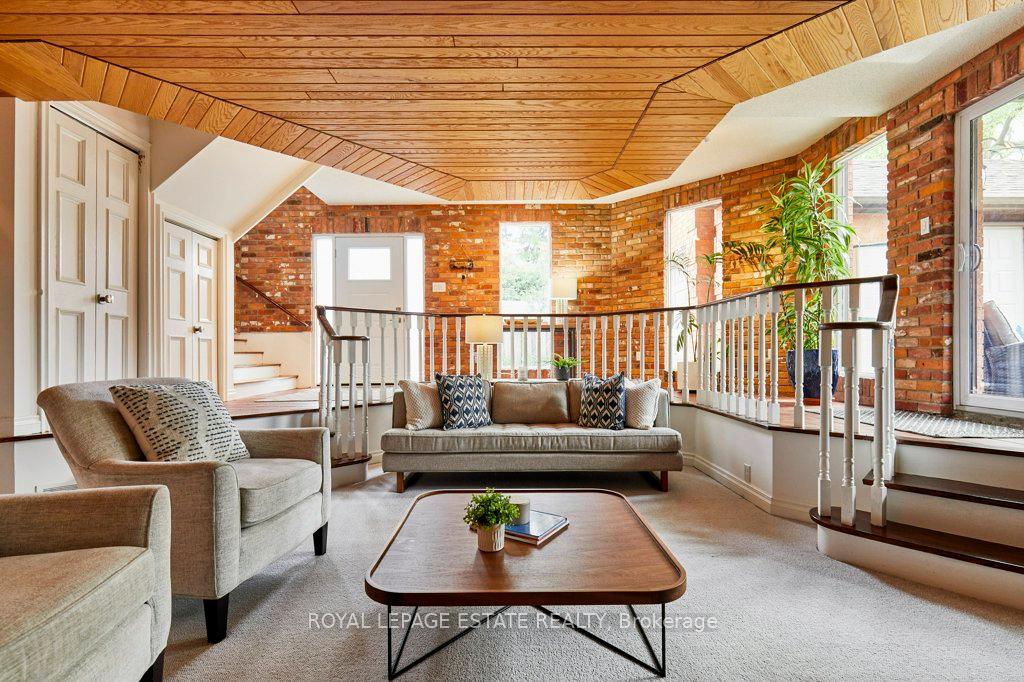 Photo 19 of 10 Queensgrove Road, Scarborough, Birchcliffe-Cliffside — HOMEH