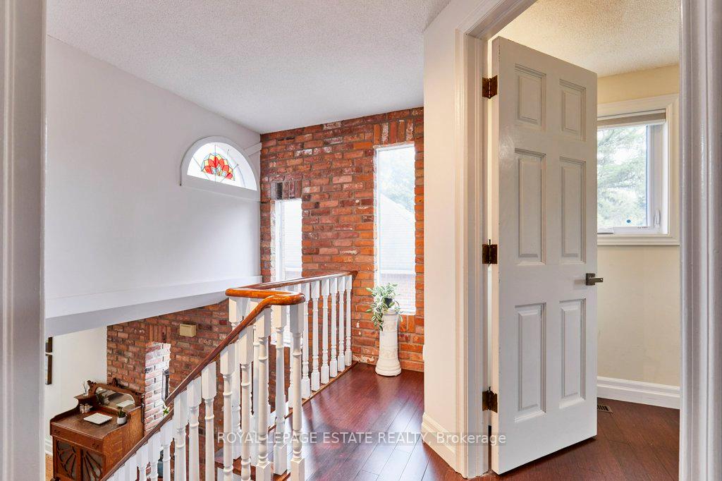 Photo 25 of 10 Queensgrove Road, Scarborough, Birchcliffe-Cliffside — HOMEH