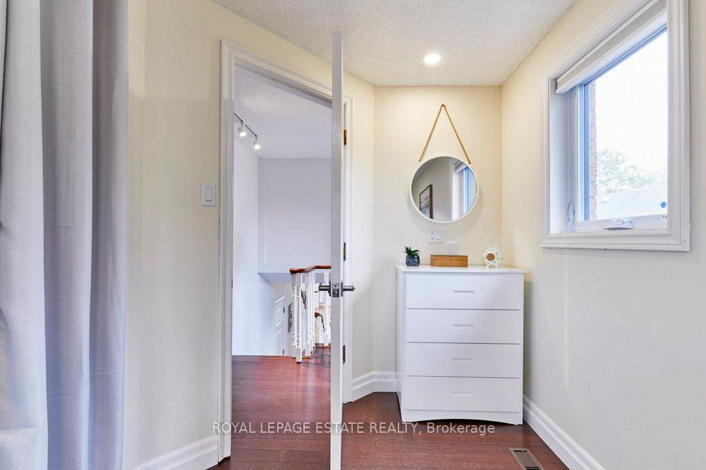 Photo 32 of 10 Queensgrove Road, Scarborough, Birchcliffe-Cliffside — HOMEH