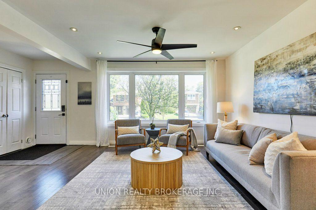 Photo 14 of 40 Rochman Boulevard, Scarborough, Woburn — HOMEH