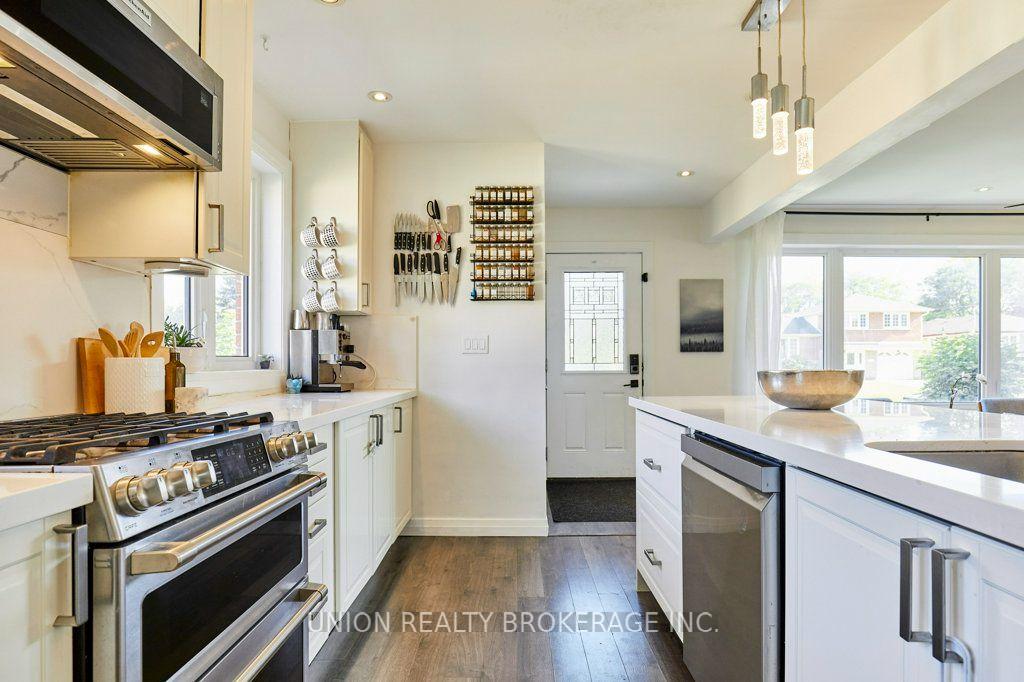 Photo 19 of 40 Rochman Boulevard, Scarborough, Woburn — HOMEH