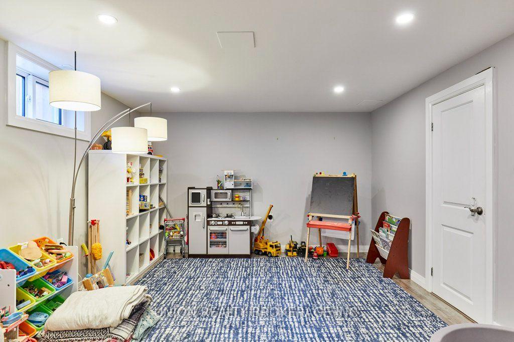 Photo 47 of 40 Rochman Boulevard, Scarborough, Woburn — HOMEH