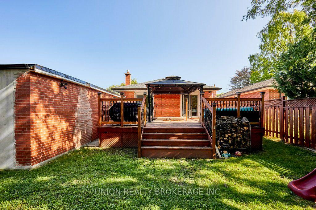 Photo 51 of 40 Rochman Boulevard, Scarborough, Woburn — HOMEH