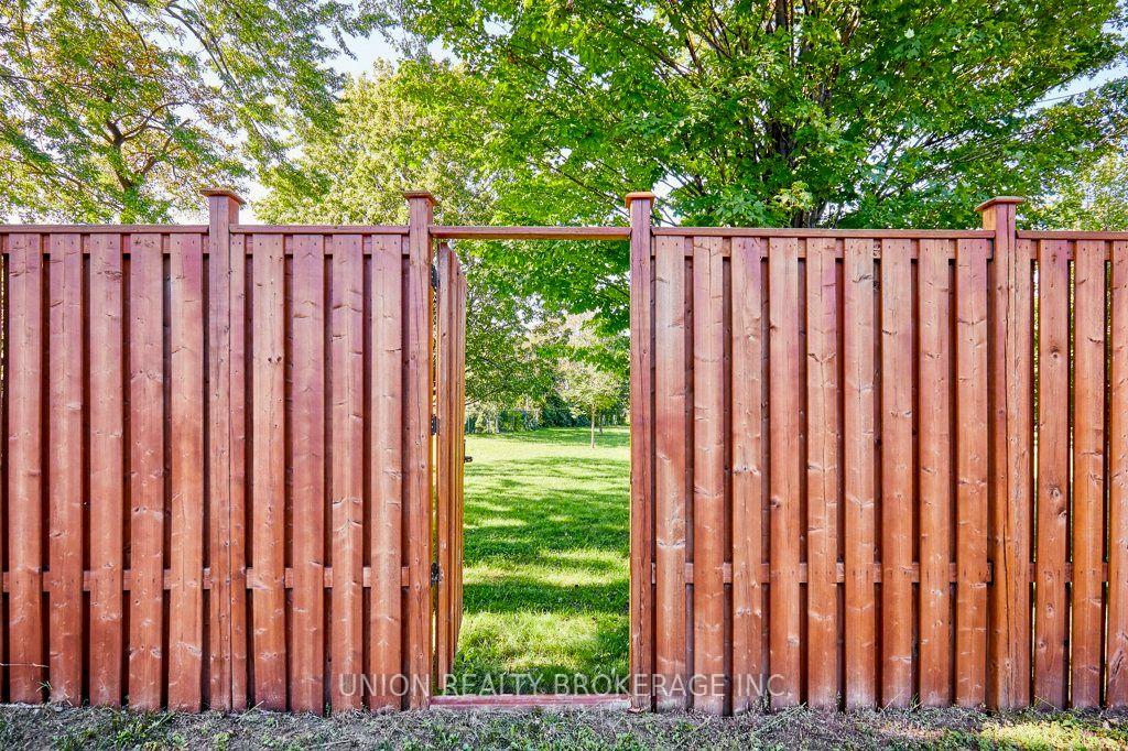Photo 54 of 40 Rochman Boulevard, Scarborough, Woburn — HOMEH