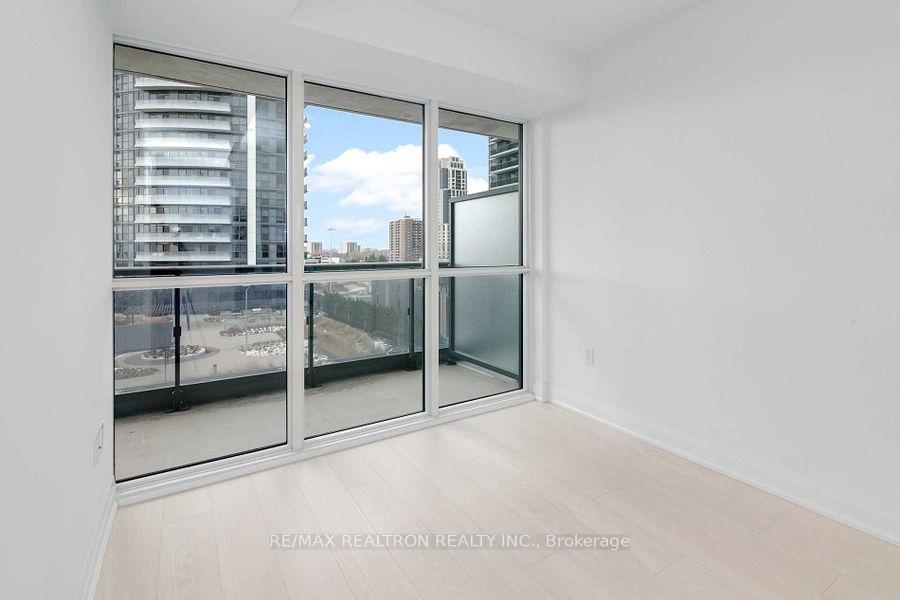 Photo 10 of Unit 922, 26 Gibbs Road, Etobicoke, Islington-City Centre West — HOMEH
