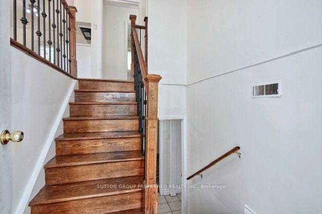 Photo 3 of 202 Michaelmas Street, London, East C — HOMEH