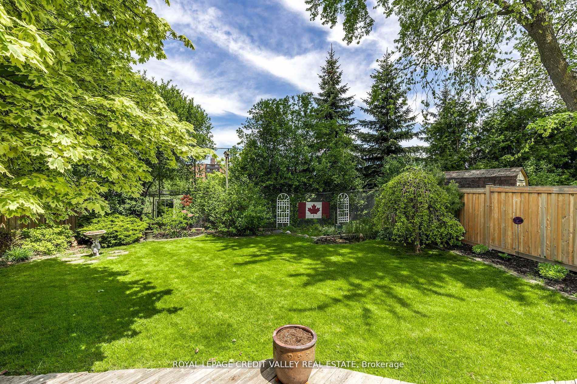 Photo 44 of 24 Ladore Drive, Brampton, Brampton East — HOMEH