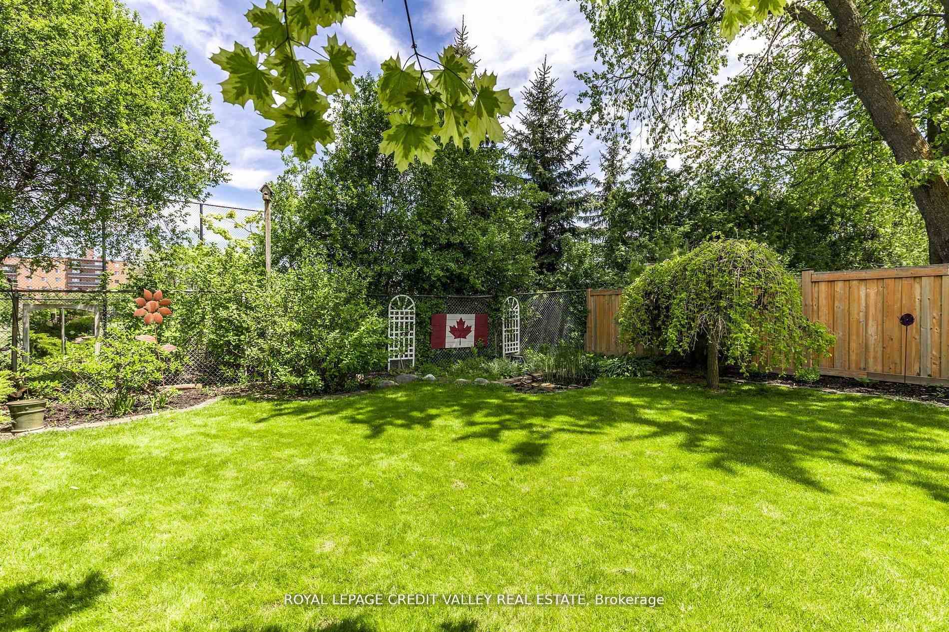 Photo 47 of 24 Ladore Drive, Brampton, Brampton East — HOMEH