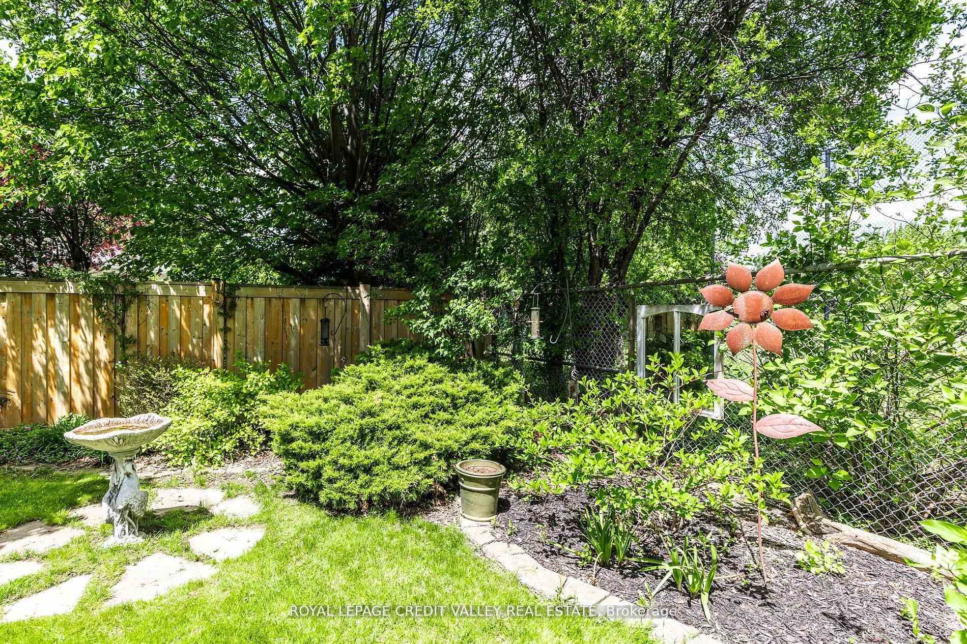 Photo 49 of 24 Ladore Drive, Brampton, Brampton East — HOMEH