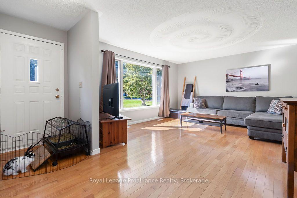 Photo 8 of 247 Harmony Road, Belleville, Thurlow Ward — HOMEH