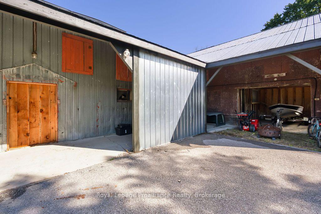 Photo 32 of 247 Harmony Road, Belleville, Thurlow Ward — HOMEH
