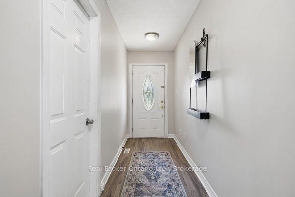 Photo 5 of 573 Sales Drive, Woodstock, Woodstock - South — HOMEH
