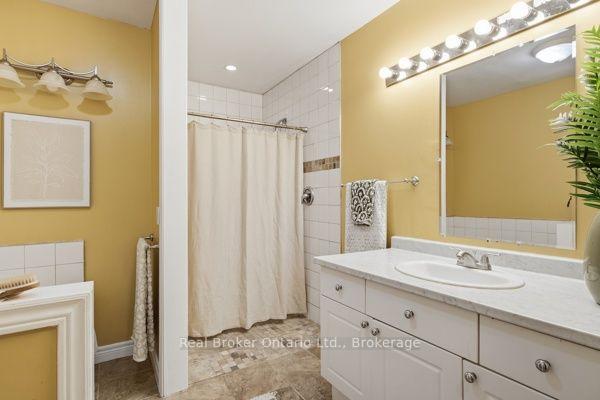 Photo 20 of 573 Sales Drive, Woodstock, Woodstock - South — HOMEH