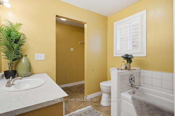 Photo 22 of 573 Sales Drive, Woodstock, Woodstock - South — HOMEH