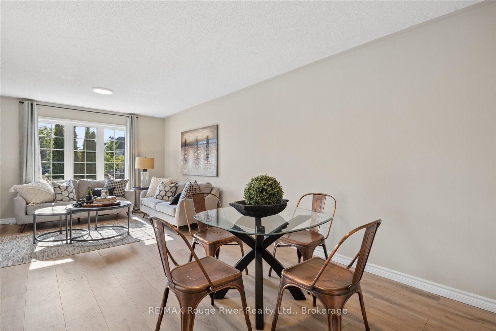 Photo 9 of 85 Lander Crescent, Clarington, Bowmanville — HOMEH