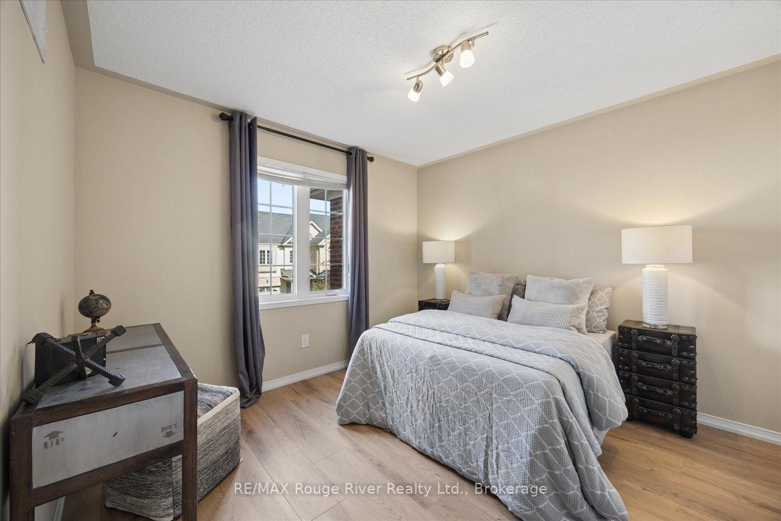 Photo 23 of 85 Lander Crescent, Clarington, Bowmanville — HOMEH