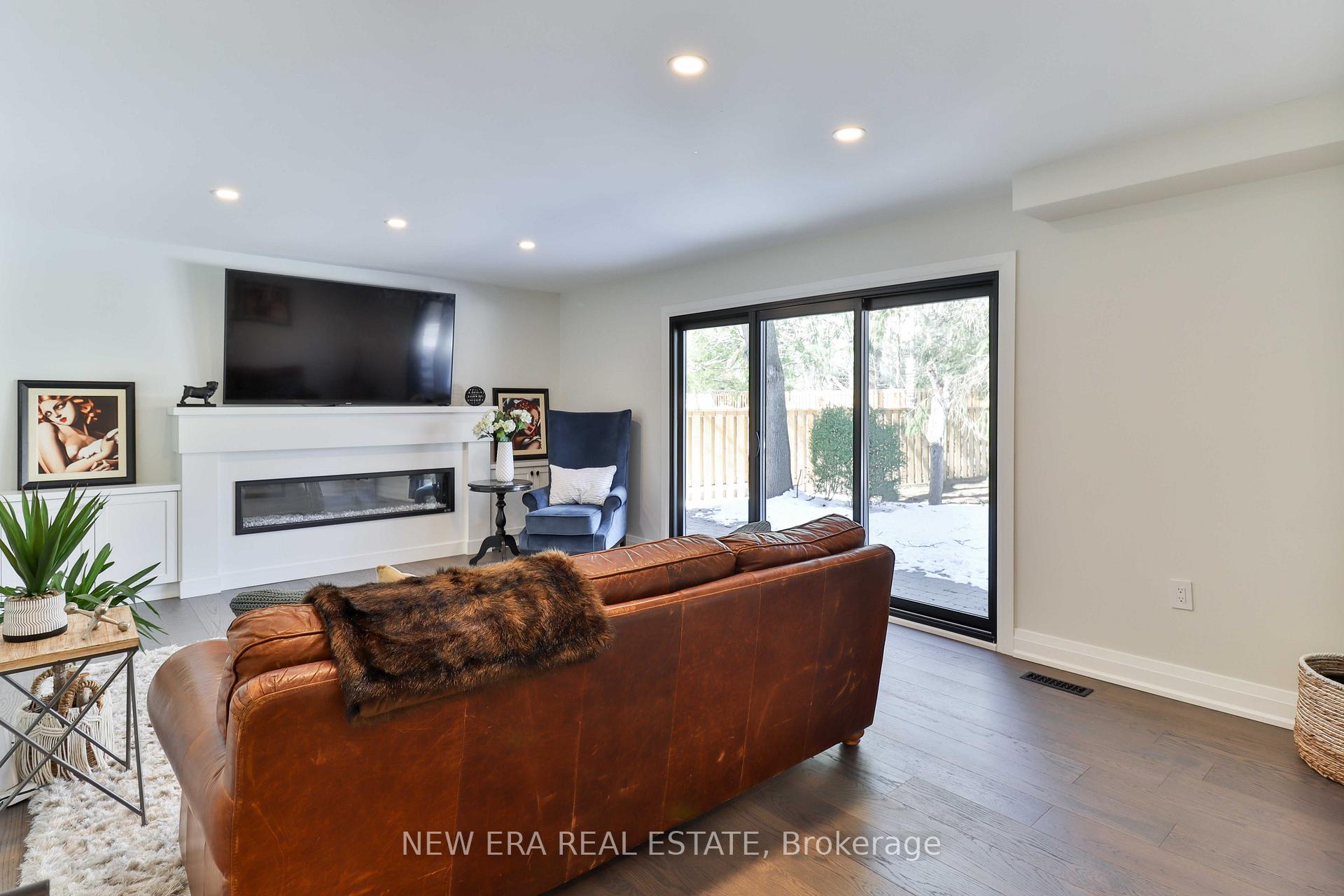Photo 23 of 1481 Chasehurst Drive, Mississauga, Lorne Park — HOMEH