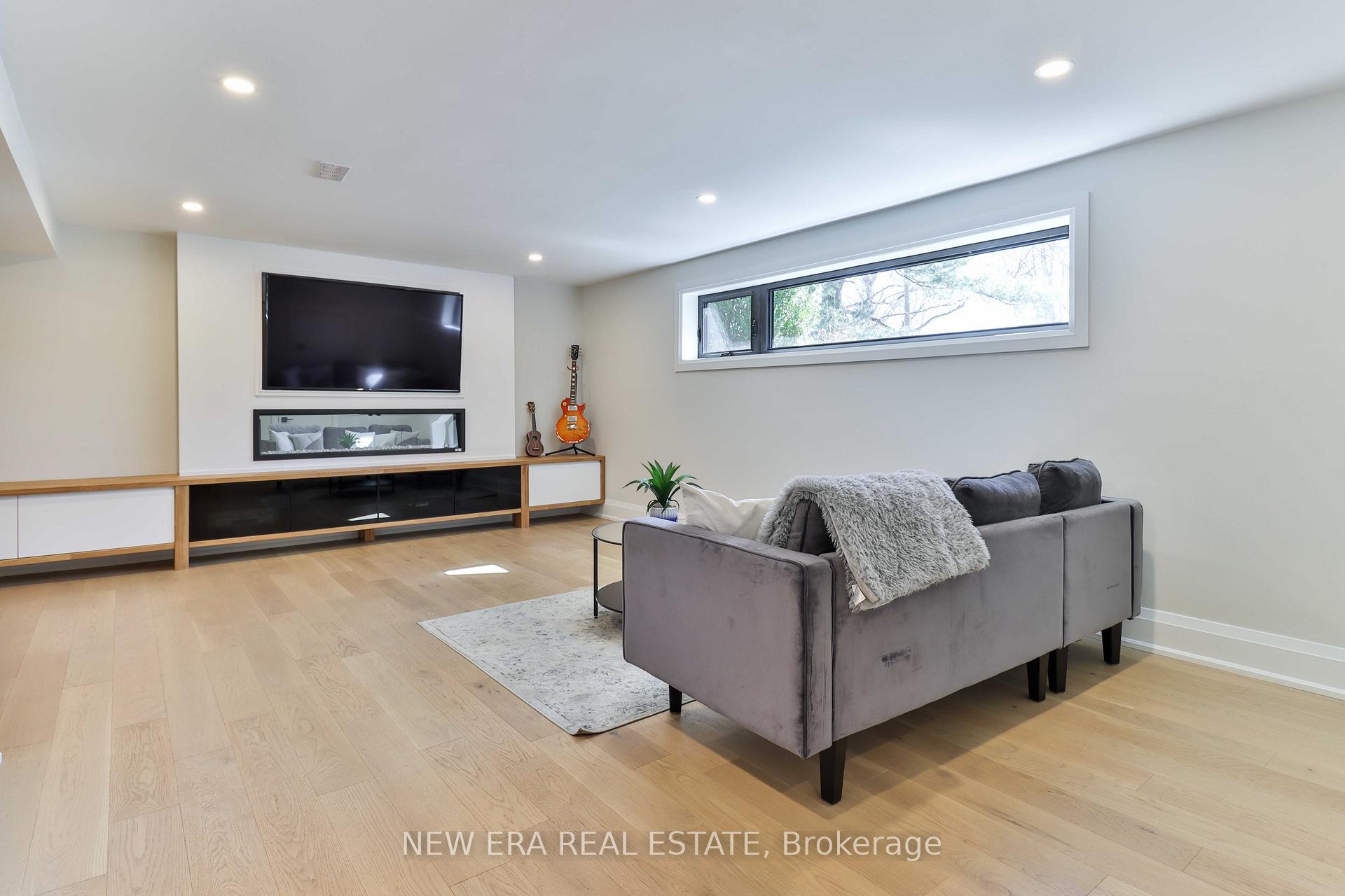 Photo 26 of 1481 Chasehurst Drive, Mississauga, Lorne Park — HOMEH