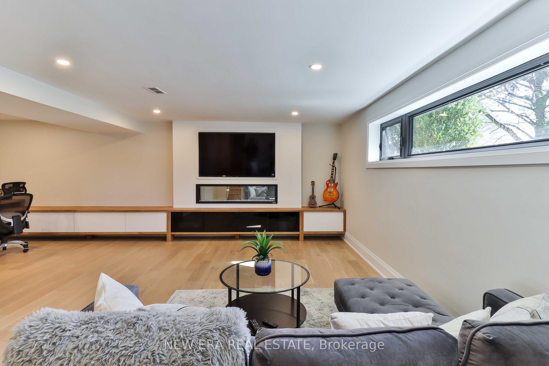 Photo 27 of 1481 Chasehurst Drive, Mississauga, Lorne Park — HOMEH