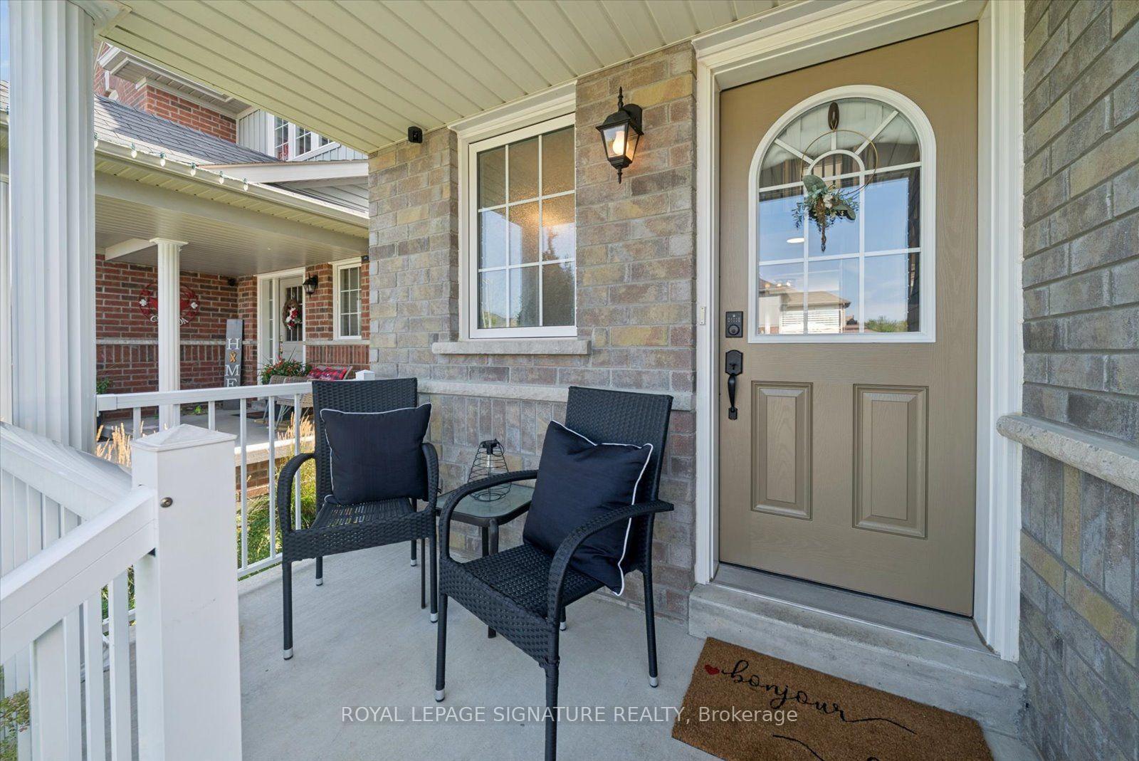 Photo 5 of 196 Mallory Street, Clarington, Courtice — HOMEH