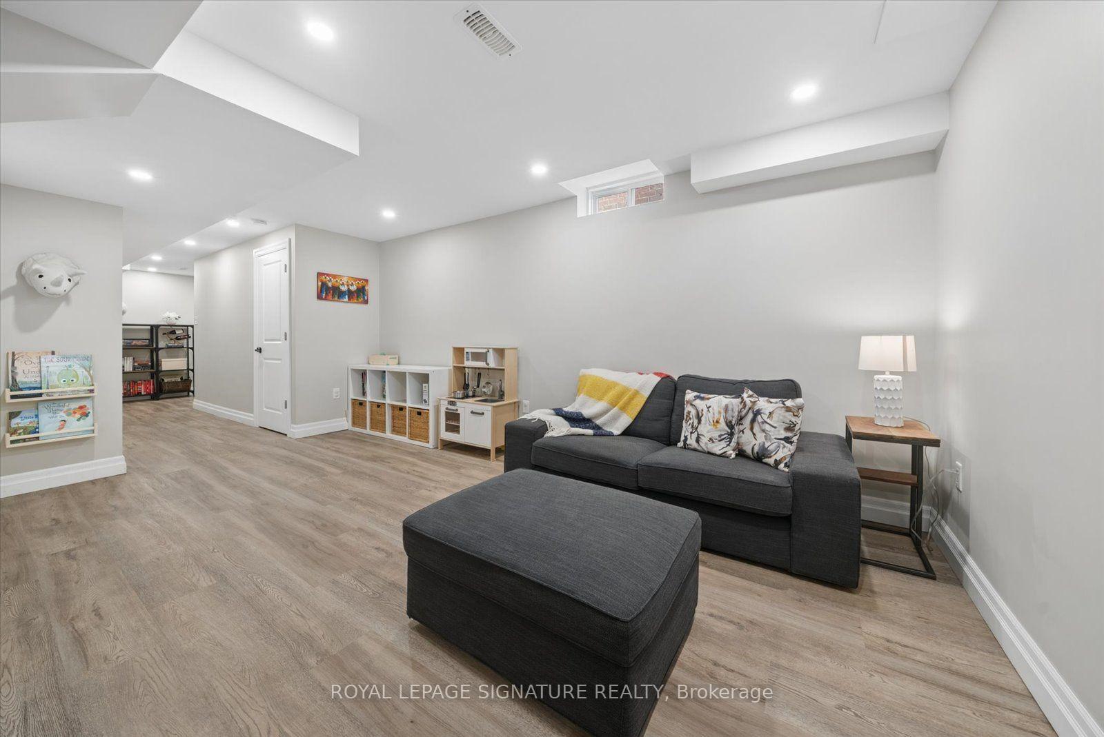 Photo 33 of 196 Mallory Street, Clarington, Courtice — HOMEH