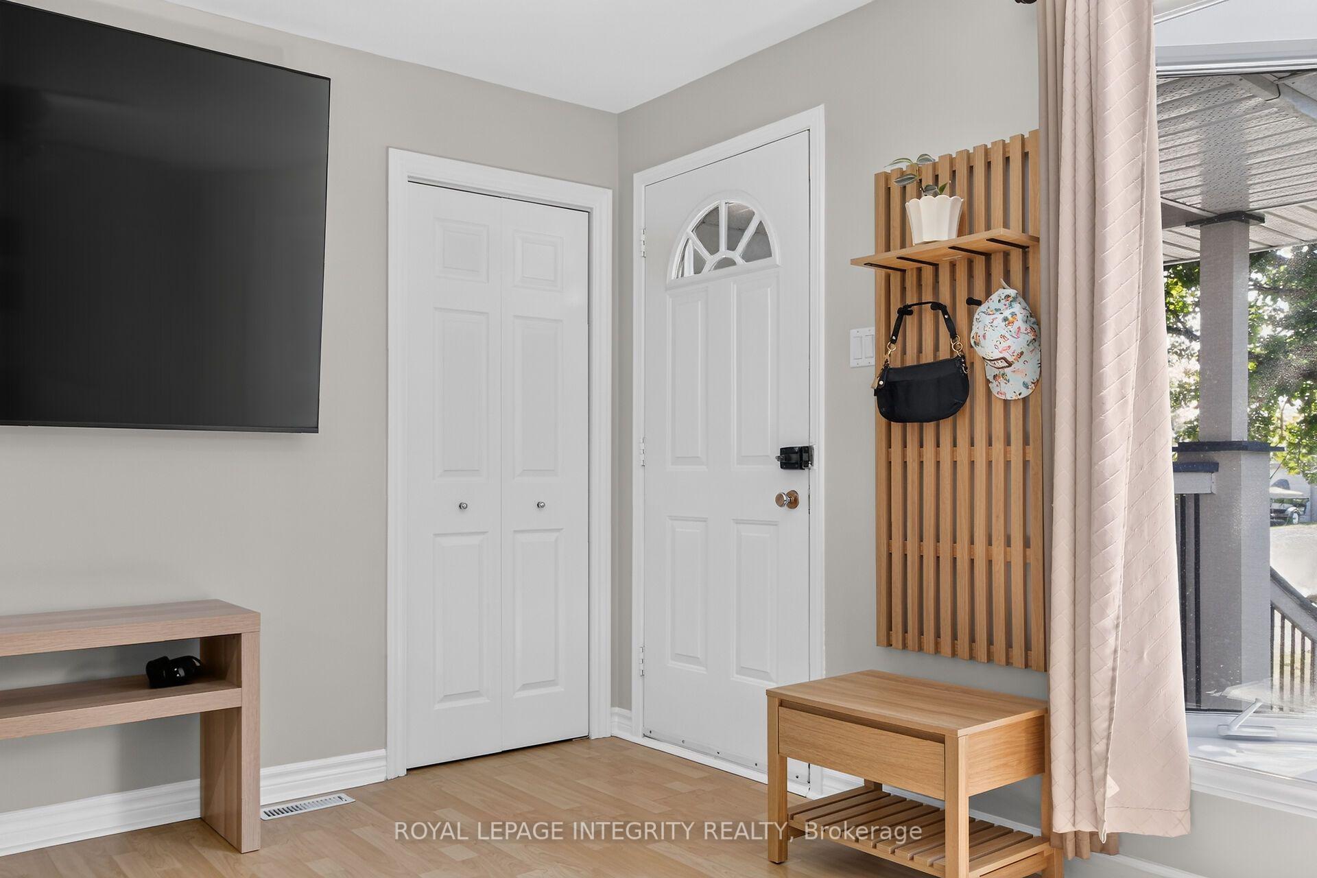 Photo 6 of 978 Meteor Avenue, Ottawa, Navan — HOMEH