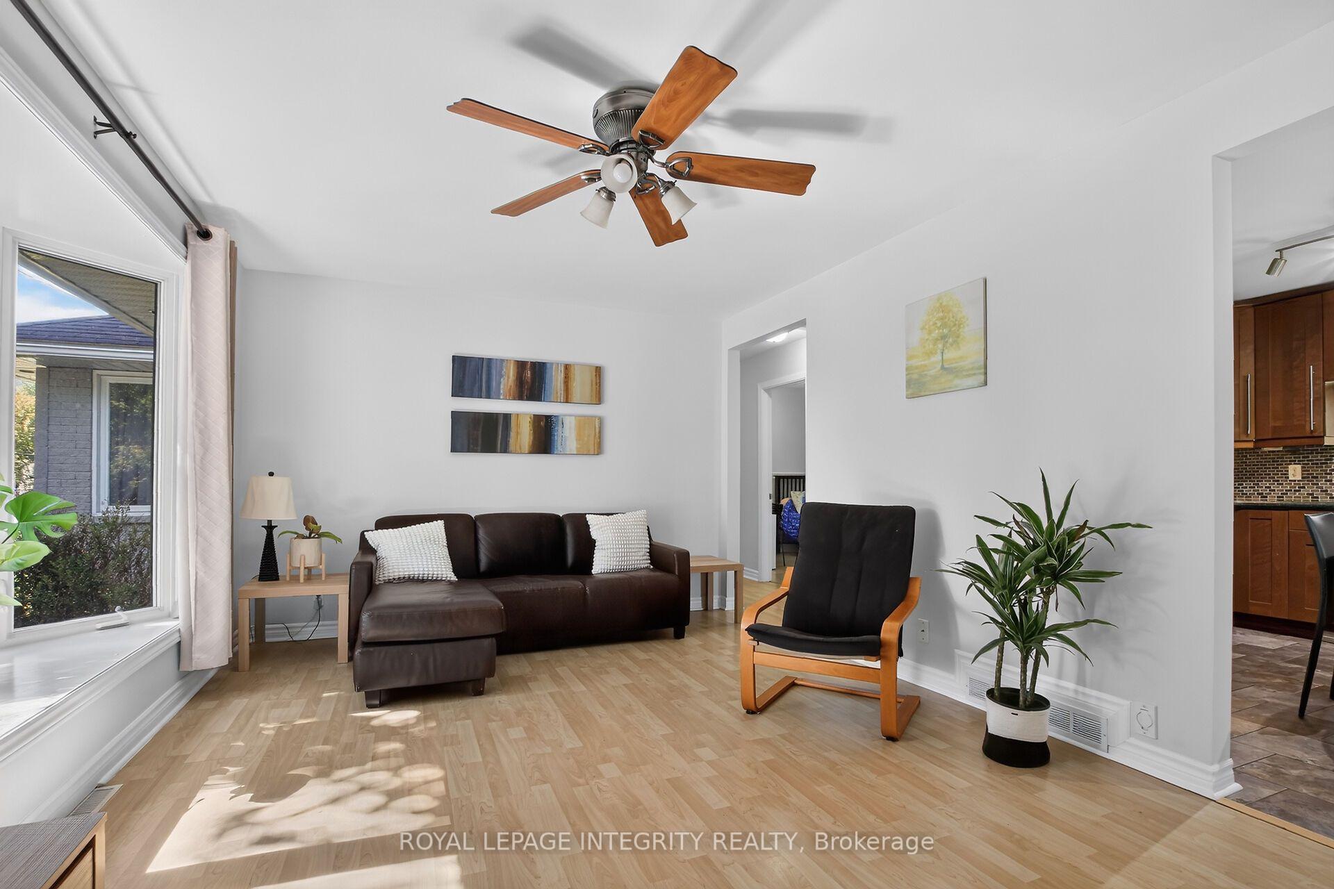 Photo 9 of 978 Meteor Avenue, Ottawa, Navan — HOMEH