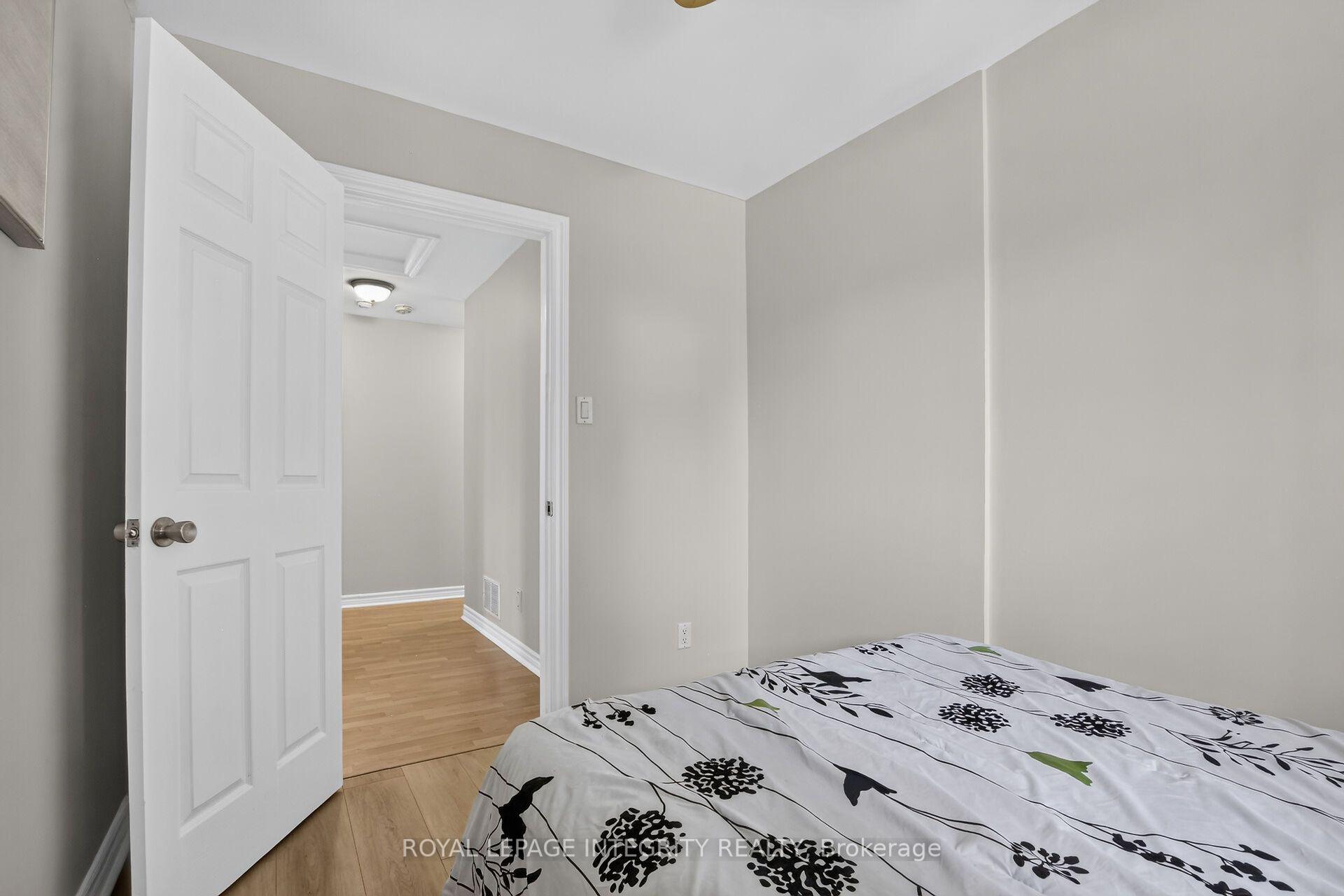 Photo 29 of 978 Meteor Avenue, Ottawa, Navan — HOMEH